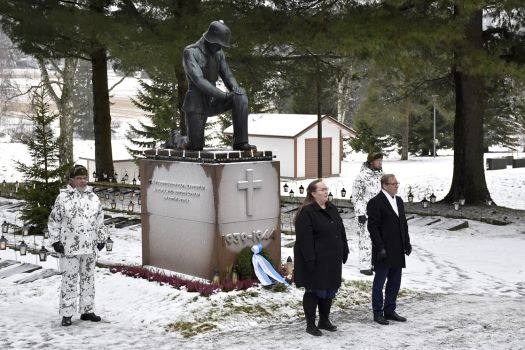 Itsenäisyys koostuu suomalaisten tarinoista