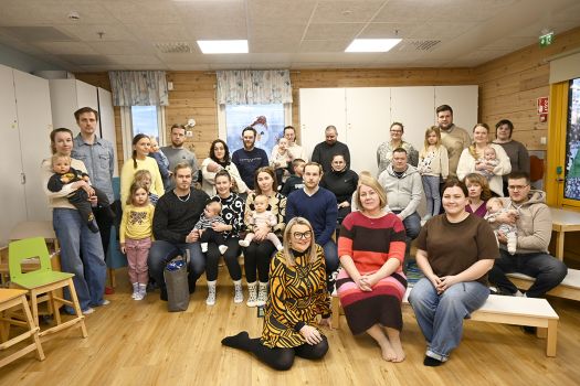 Viime vuonna syntyneitä vauvoja muistettiin Viime vuonna syntyneitä vauvoja muistettiin