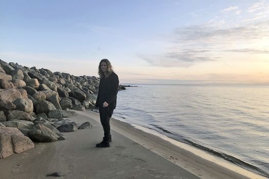 Indie-musiikki ja lavatanssikulttuuri kohtaavat juhannuksena Indie-musiikki ja lavatanssikulttuuri kohtaavat juhannuksena