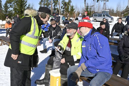 Hyväntekeväisyyshuutokauppa onnistui yli odotusten