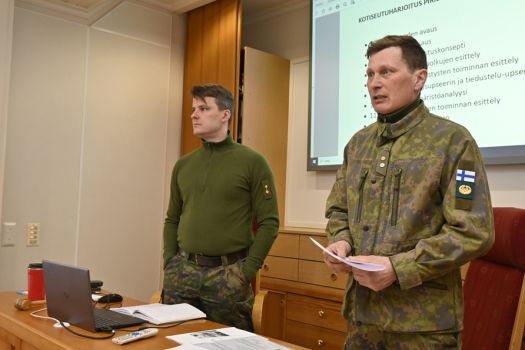 Yhteysupseerit kunnan ja Puolustusvoimien välisenä linkkinä